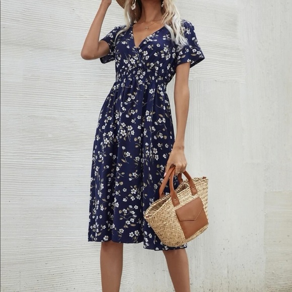 Boho floral print wrap A line dress - Picture 5 of 16